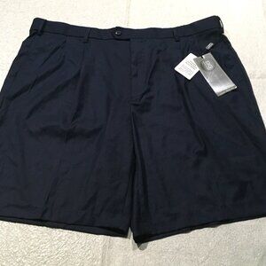 Bocaccio Men's Super 120's Golf Shorts Size 42, Navy. Expandable Waistband NWT